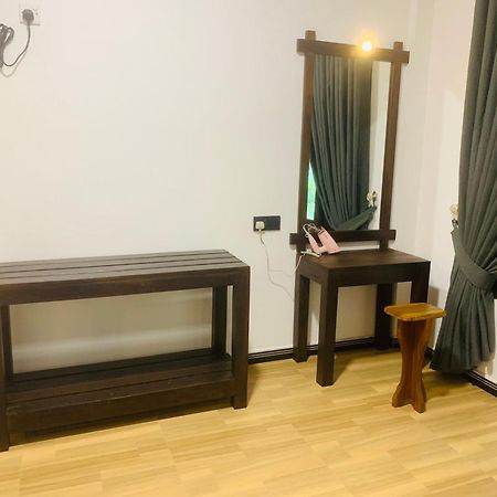 Sky Garden Ella Apartment Екстериор снимка